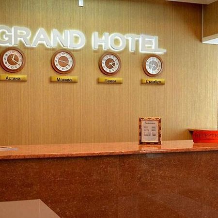 The Grand Hotel Semej Esterno foto
